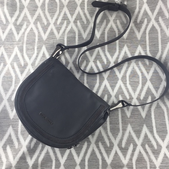 Steve Madden Handbags - Steve Madden Black Crossbody